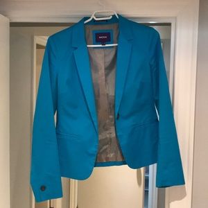 Gorgeous almost new lightweight blazer